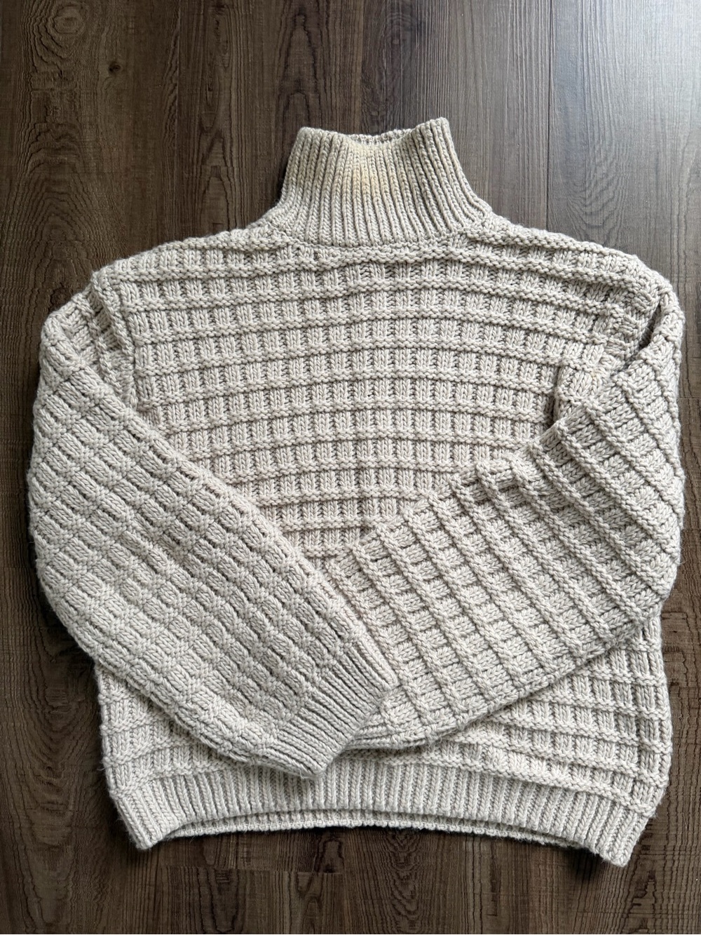 H&M Beige/Cream Turtleneck Textured Knit Sweater